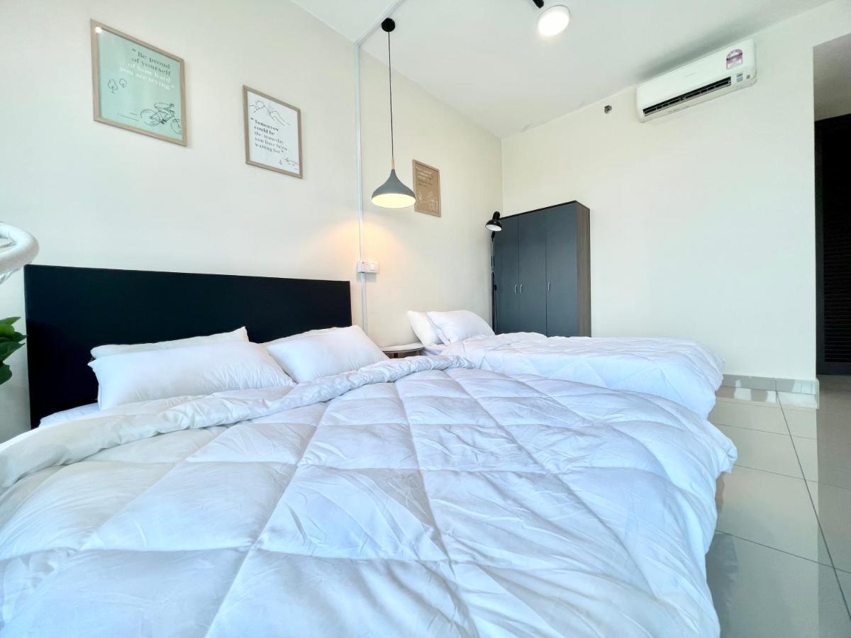 A 1-4 Pax Cozy Studio Tv Box Pool 100Mps Wifi 3 Bed Trefoil 实达阿南 外观 照片